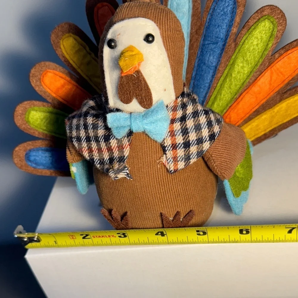 2017 Spritz Target Thanksgiving Sitting Turkey Felt Herringbone Scarf